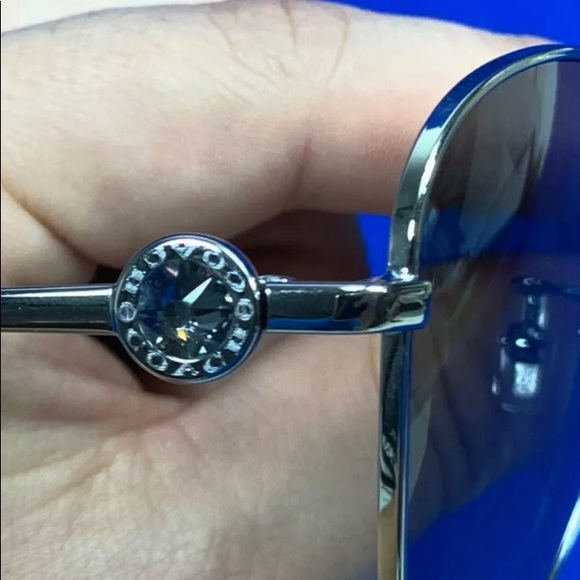 Cateye Gray Gradient Sunglasses - Picture 5 of 9